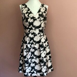 Sleeveless Tommy Hilfiger floral dress